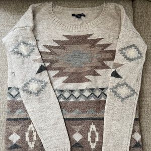 American Eagle Women’s Sweater